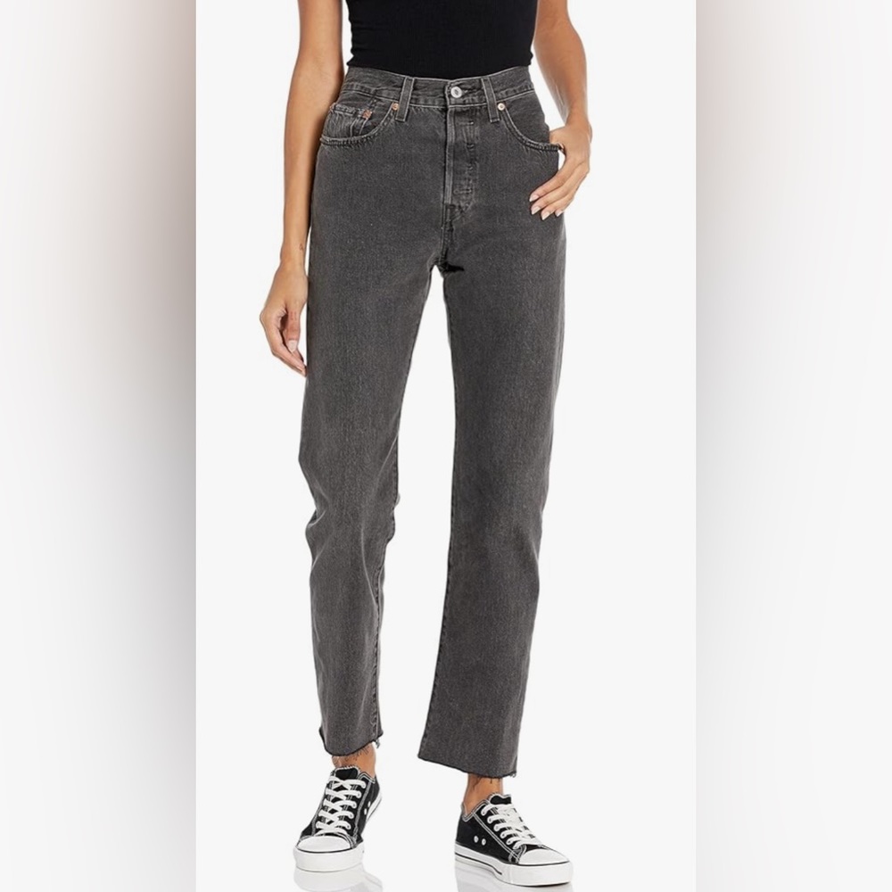 NWT womens Levi’s 501 original fit